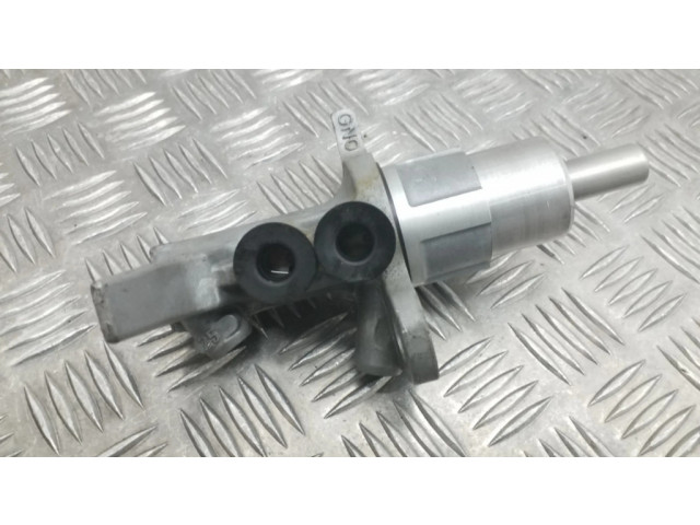 Главный тормозной цилиндр