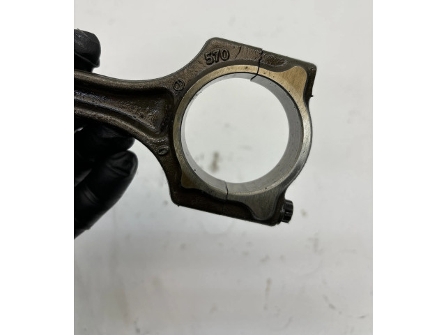  Поршень с шатуном 5F02 5F02  Peugeot 5008  