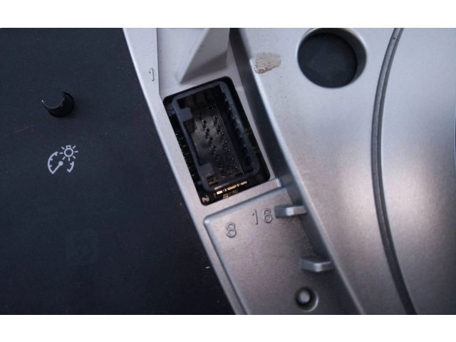 Přístrojová deska Toyota Urban Cruiser (XP110) 2009 8380052K702