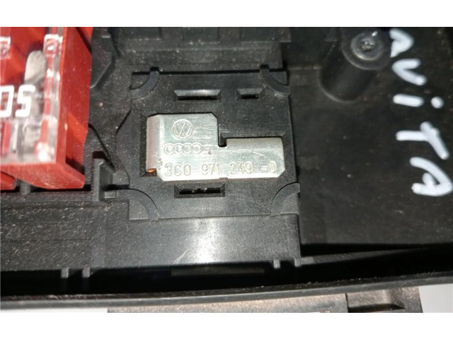 Блок предохранителей 1K0937125A, 0090012 Skoda Octavia Mk2 (1Z)