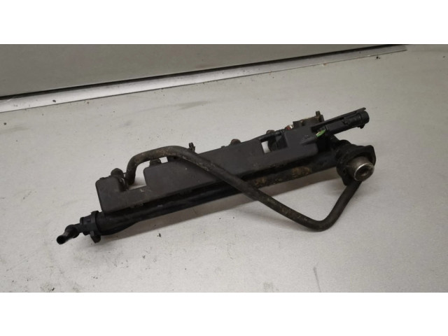 Vstřikovač 7700870914 Renault Twingo I pro benzínový motor 1.4