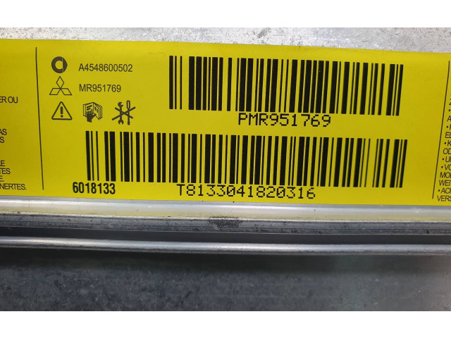 Подушка безопасности пассажира 0285001684, MR951769 Mitsubishi Colt