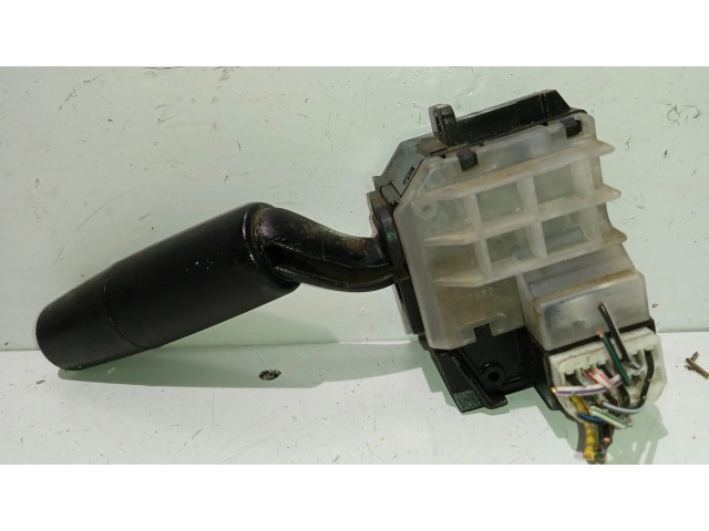 Ручка стеклоочистителей 17D682 Mazda 3 I