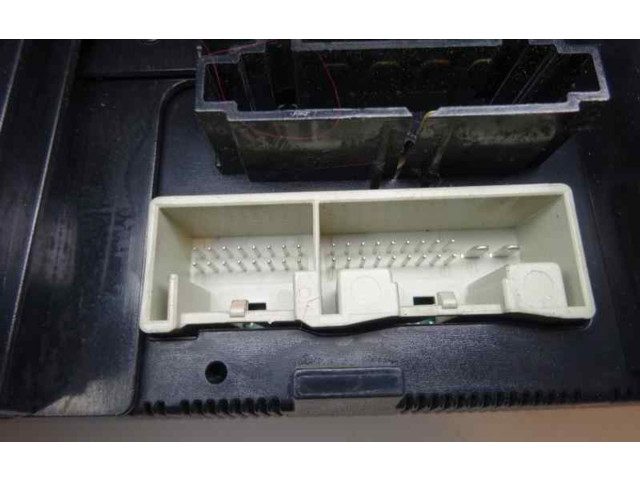 Модуль блока управления кондиционером Skoda Octavia Mk2 (1Z)