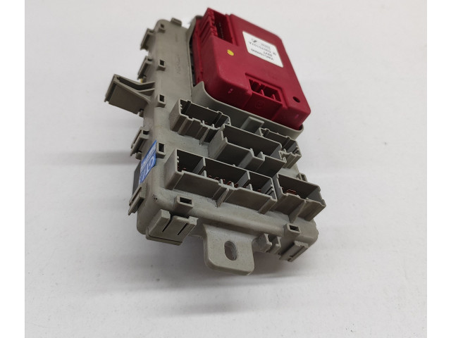   Pojistková skříňka YQE000070, YWC104500   MG ZS 2003