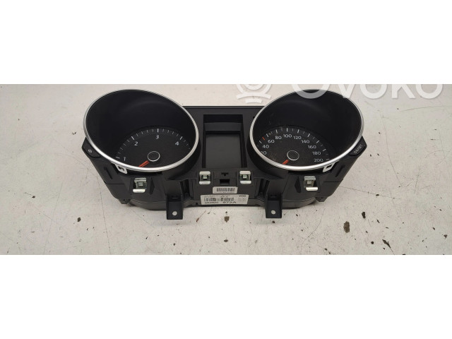 Панель приборов 5K0920872A Volkswagen Golf VI