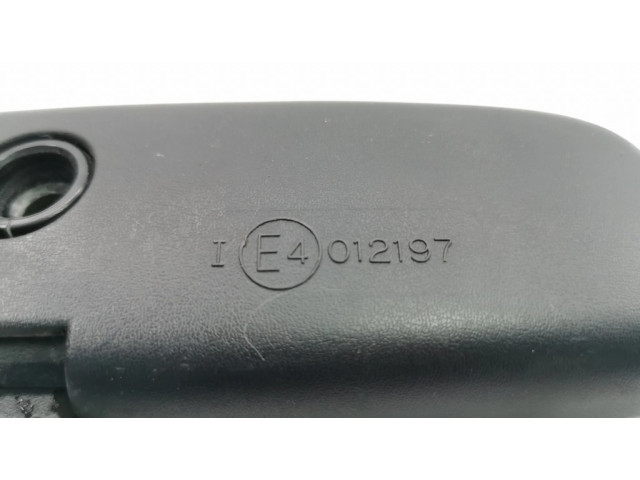 Зеркало заднего вида (в салоне)