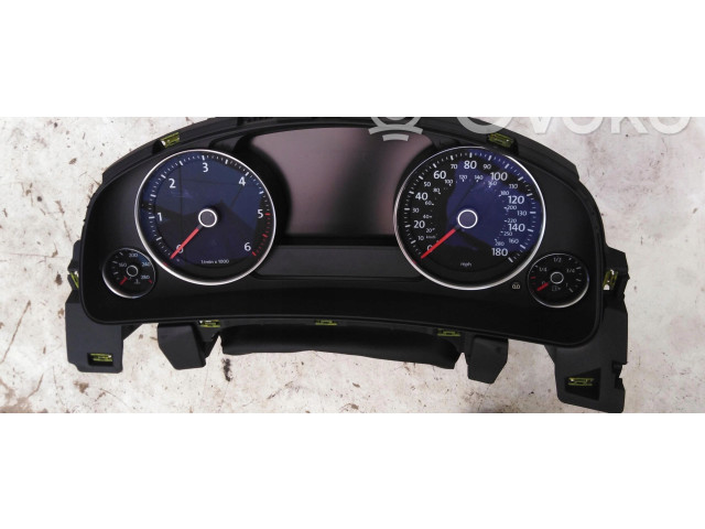 Přístrojová deska Volkswagen Touareg II 2010 7P6920980A