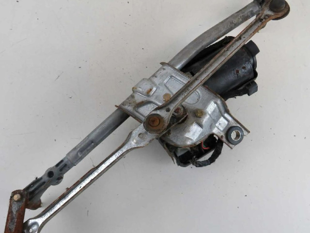 Стеклоочиститель лобового стекла