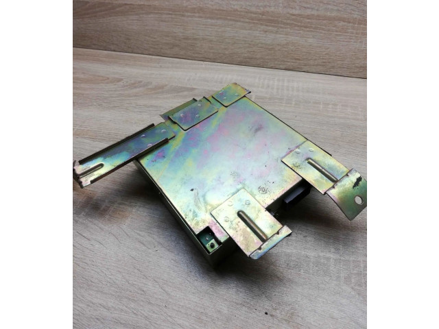 Řídící jednotka 2371066C00, A93B71565 Nissan X-Trail T30 2001