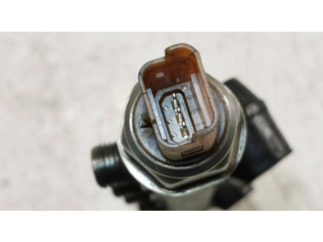 Vstřikovací lišta 9804776780, 152480991   Citroen Berlingo  pro naftový motor 1.6  