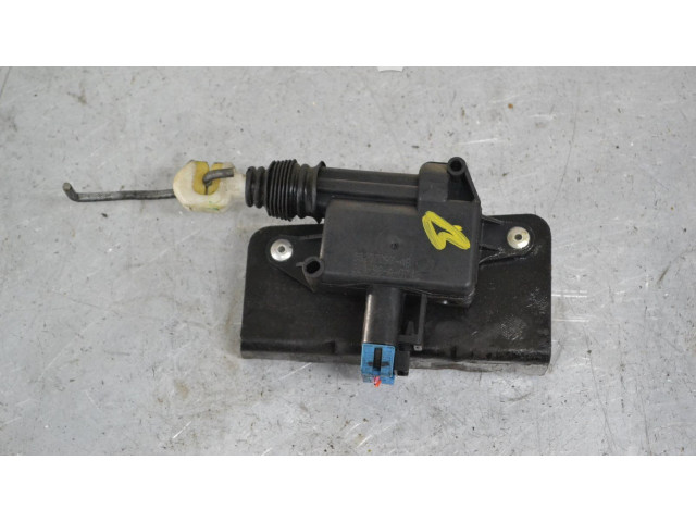 Zámek zadních dveří Dodge Durango 1999