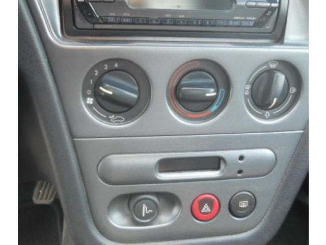 Зеркало (управляемое электричеством) 8149G5 Peugeot 306