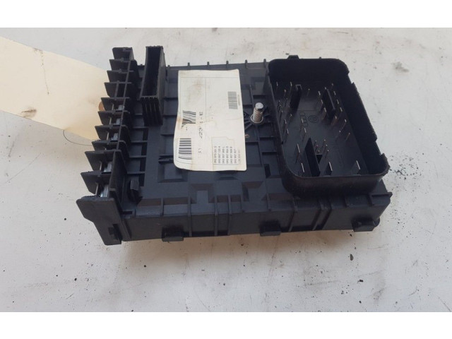 Pojistková skříňka 1K0937125C, 1K0937125D Volkswagen Caddy 2013