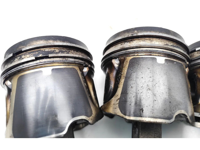  Поршень с шатуном M9R780 M9R780  Renault Trafic II (X83)  