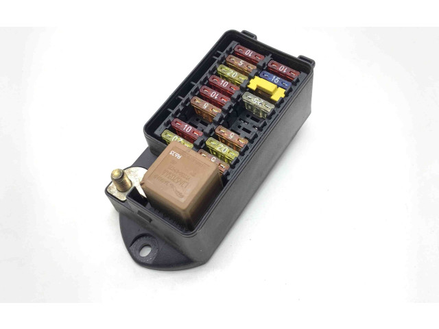 Блок предохранителей LJA2800BE Jaguar XK8 - XKR