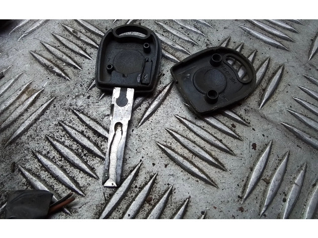 Řídící jednotka 038906013AN, 0281010007 Volkswagen Caddy 2002