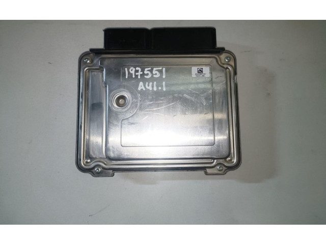 Řídící jednotka 03G906021PD Volkswagen Caddy 2009