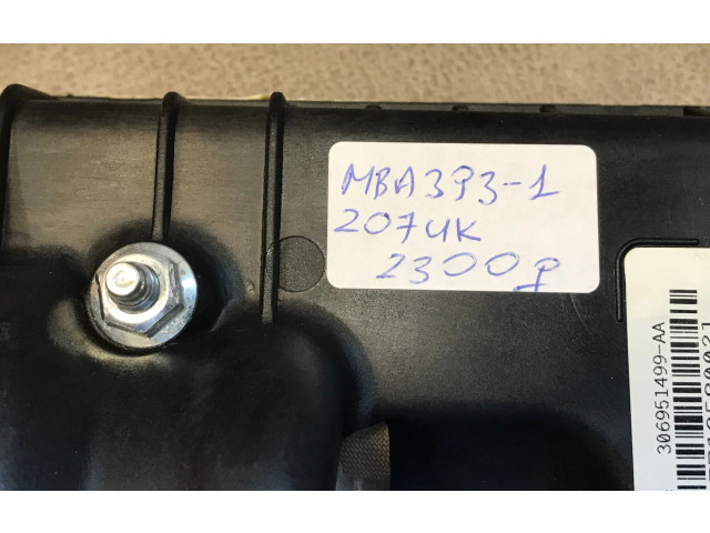 Pojistková skříňka Надувная подушка для крыши 305429010 Mercedes-Benz E A207 2011