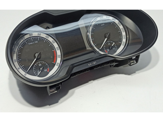 Панель приборов 5E0920751E, 5E0920751   Skoda Octavia Mk3 (5E)       