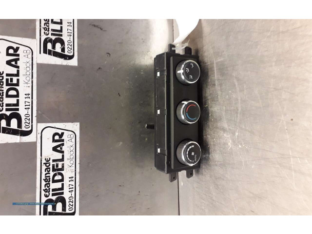 Блок управления климат-контролем K55111313AC   Fiat Freemont