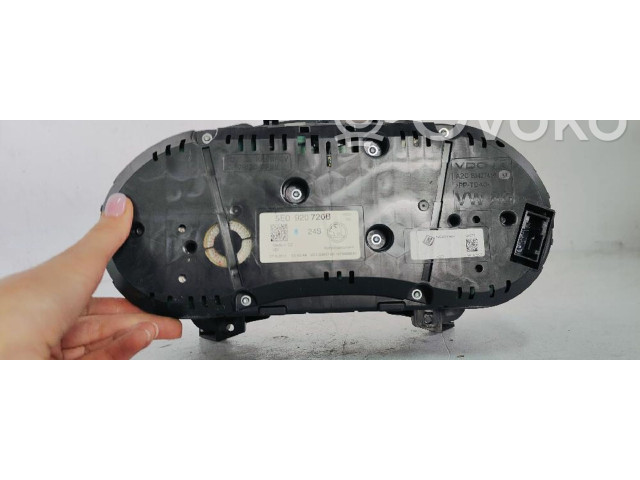 Панель приборов 5E0920720B   Skoda Octavia Mk3 (5E)       