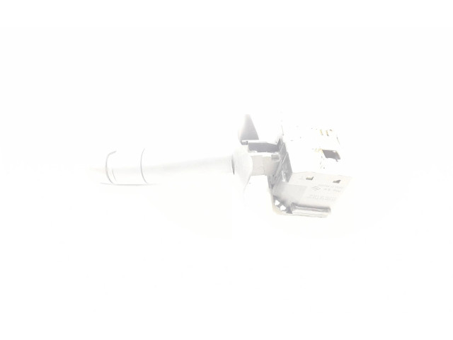 Ручка стеклоочистителей Renault Clio I