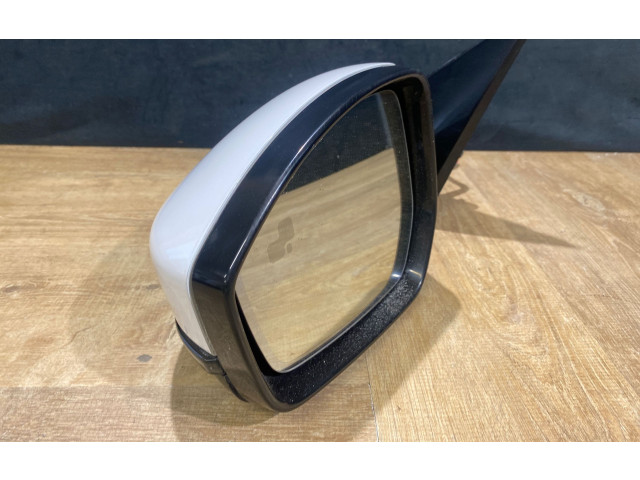 Zpětné zrcátko Jaguar F-Pace 2015