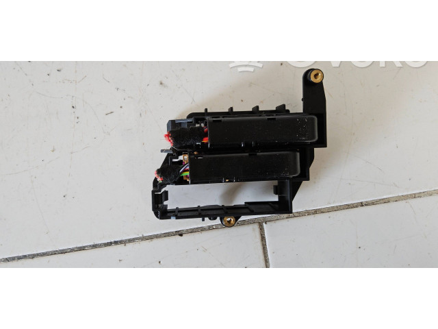 Pojistková skříňka 4F1971845A Audi A6 Allroad C6 2006