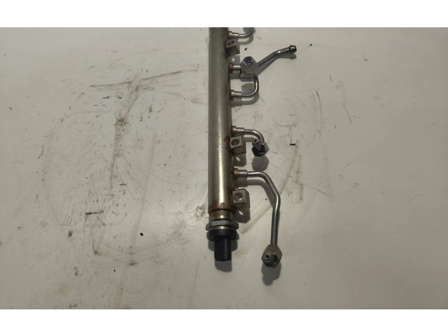 Vstřikovací lišta 7852402 BMW M5 F90 S63B44B