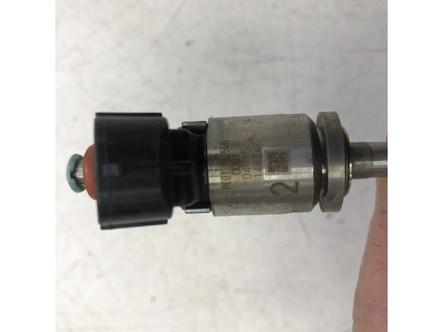 Vstřikovač PE0113250B Mazda 3 III pro benzínový motor 2.0