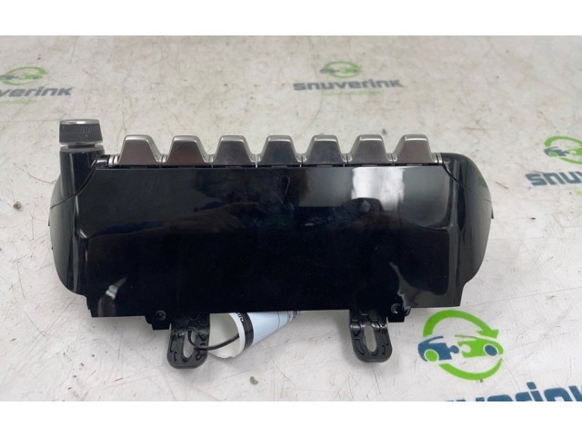 Блок управления климат-контролем 9823457080, 9823457180   Peugeot 2008 II