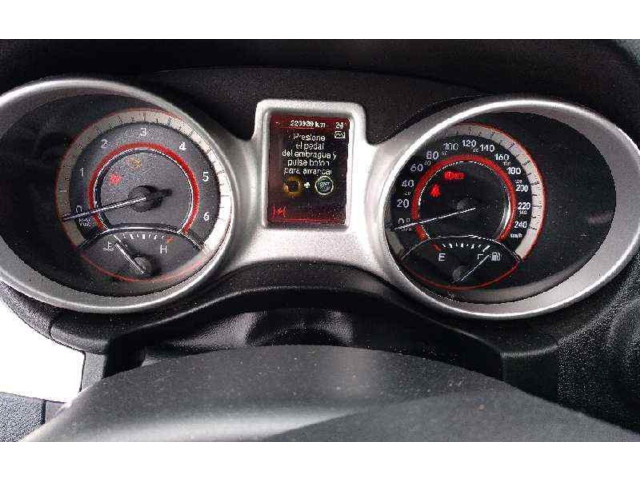 Přístrojová deska  Fiat Freemont 2015 68249007AA, K68249007AA  