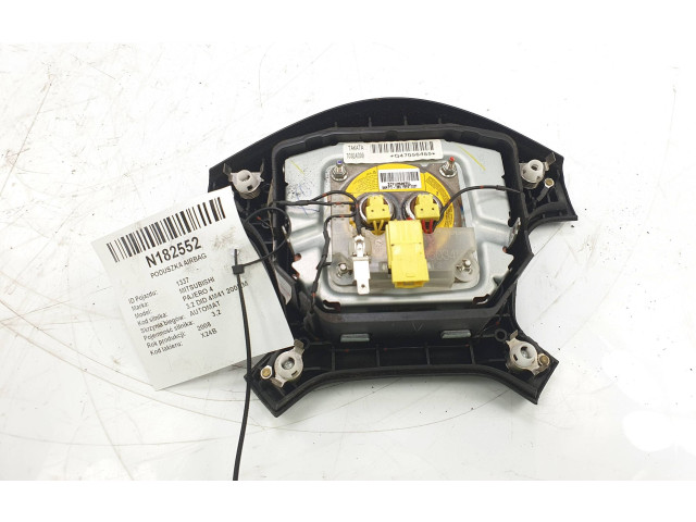 Подушка безопасности водителя Mitsubishi Pajero