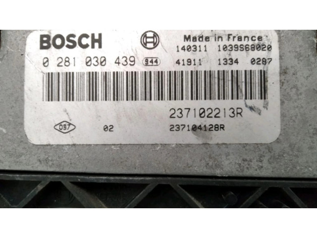 Блок управления двигателя 237104128R Dacia Dokker