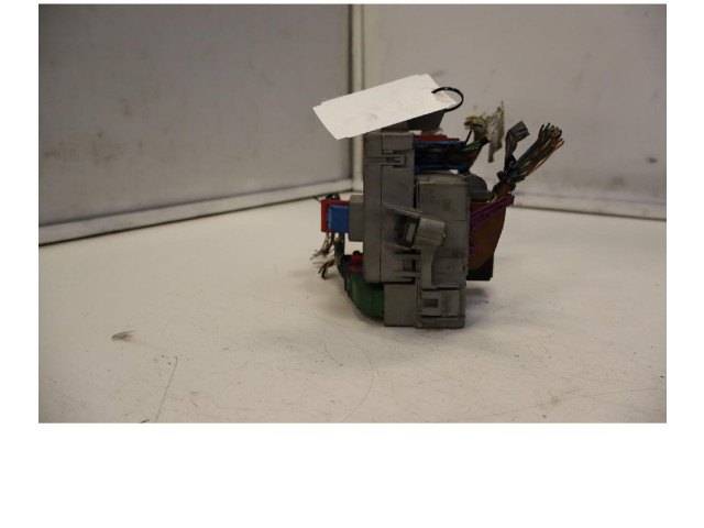 Блок предохранителей 51769367   Fiat Doblo