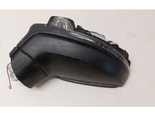 Zpětné zrcátko  Volkswagen Tiguan 2017    