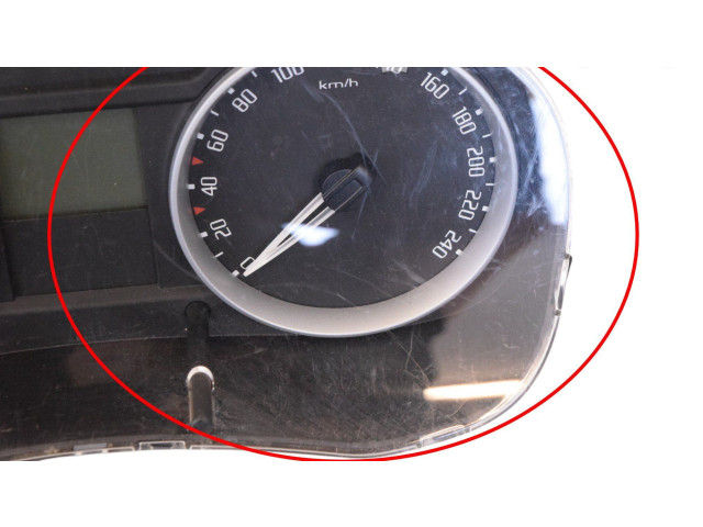 Geschwindigkeitsmesser Cockpit 5J0920811B   Skoda Fabia Mk2 (5J)       