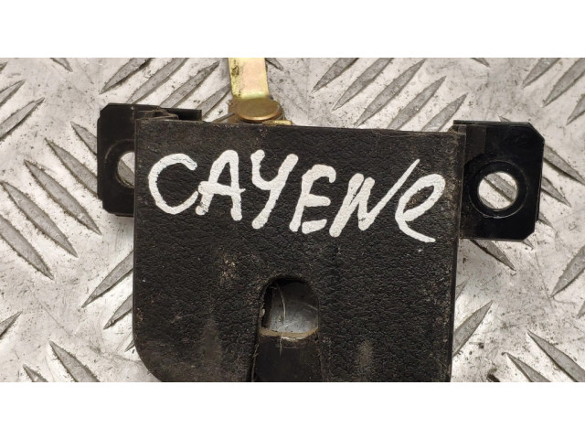 Замок задней крышки