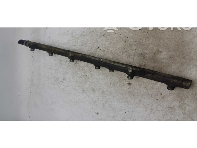 Топливная рампа 0445216002   BMW 3 E46 3.0 