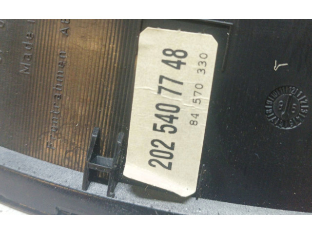 Přístrojová deska Mercedes-Benz C W202 1998 2025407748