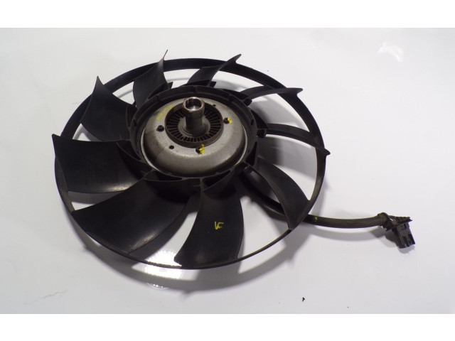 Вентилятор радиатора LR013695, AH328C617AC Land Rover Discovery 4 - LR4