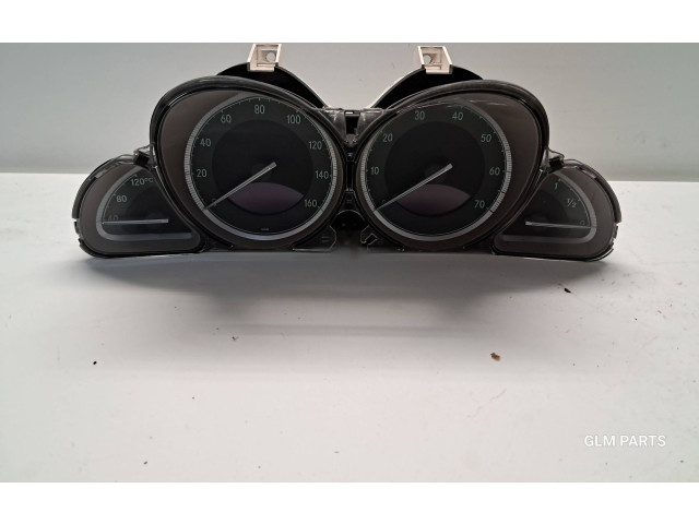 Přístrojová deska Mercedes-Benz SL R230 2007 A2305407647, A2305400023