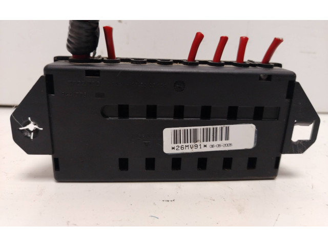 Блок предохранителей 9162323   Volvo V70    