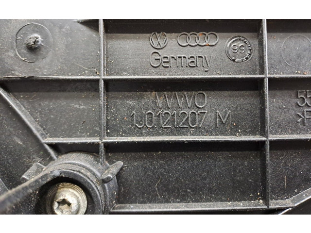 Вентилятор печки    1J0121205B   Audi A3 S3 8L