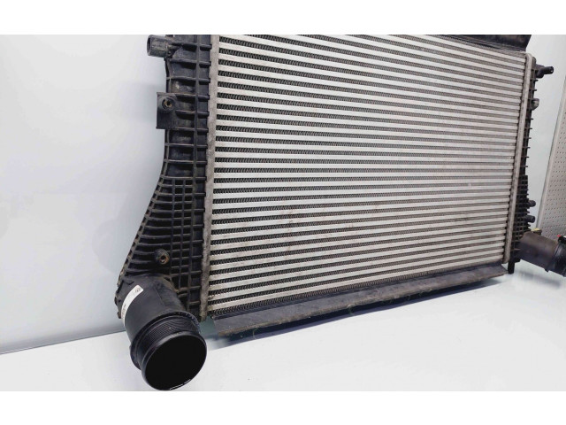 Интеркулер  3C0145805AE   Volkswagen PASSAT CC 