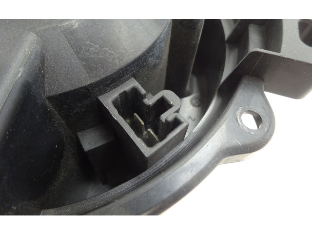 Вентилятор печки Mitsubishi Colt