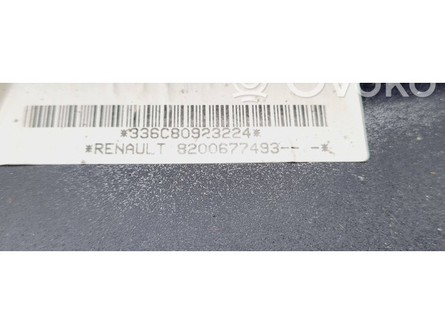 Подушка безопасности водителя 8200677493 Renault Clio III