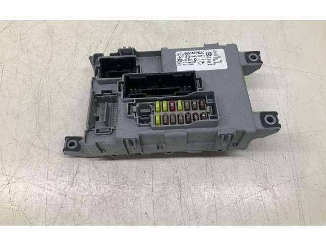 Pojistková skříňka 00518699250, 00518699250 Fiat Punto Evo