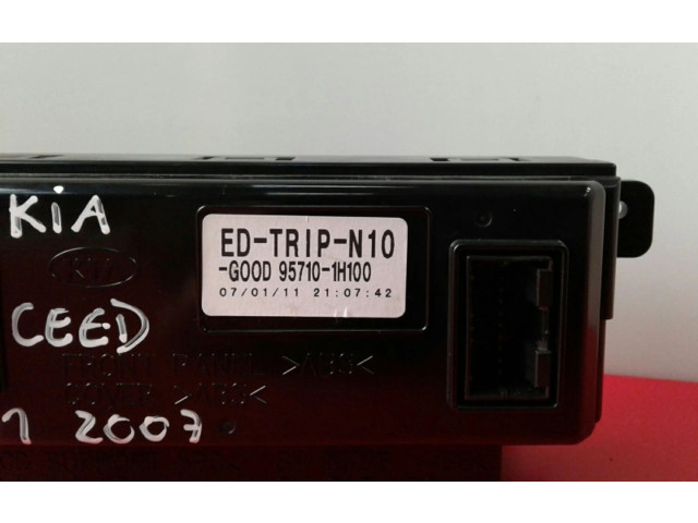 Дисплей 95710 KIA Ceed